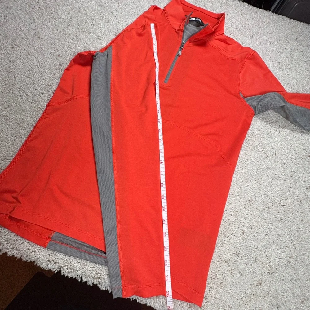 The North Face Quarter Zip Pullover Mens Small Orange Grey Technical Gorpcore